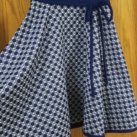 VTG Twirl Dress (1950s-60s) *see measurements* - Picture 2 of 9